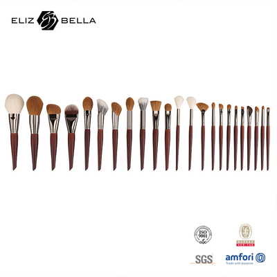 Escovinha de maquiagem de qualidade profissional com alça de madeira, escovas cosméticas de luxo, pedidos OEM bem-vindos