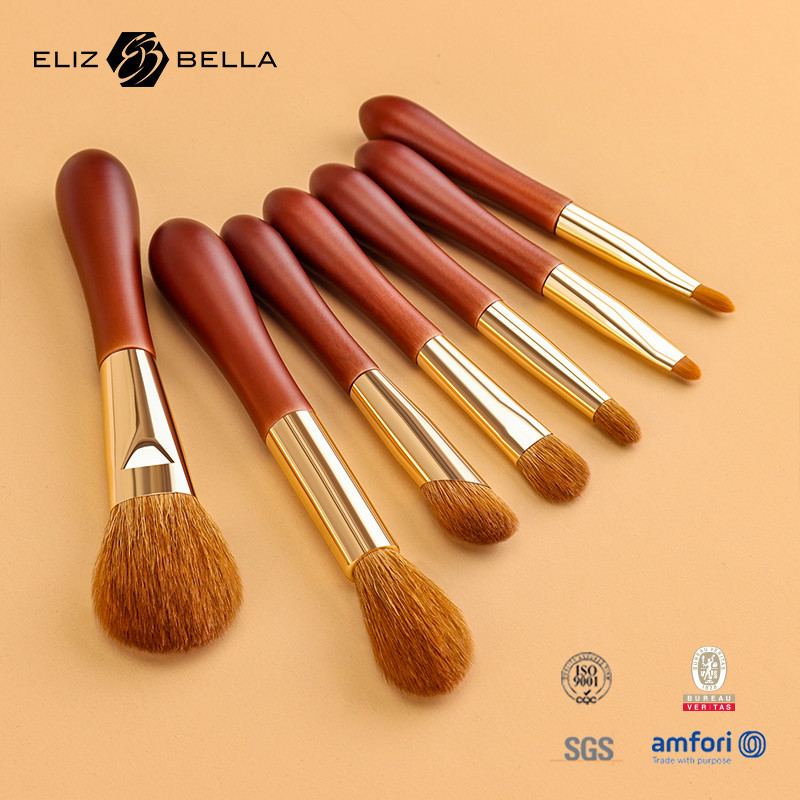 OEM / ODM Design especial de alça curta, escovas de maquiagem com cabelo sintético, design de rótulo privado / logotipo Bem-vindo